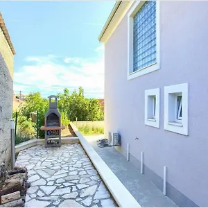  Villa Isabella