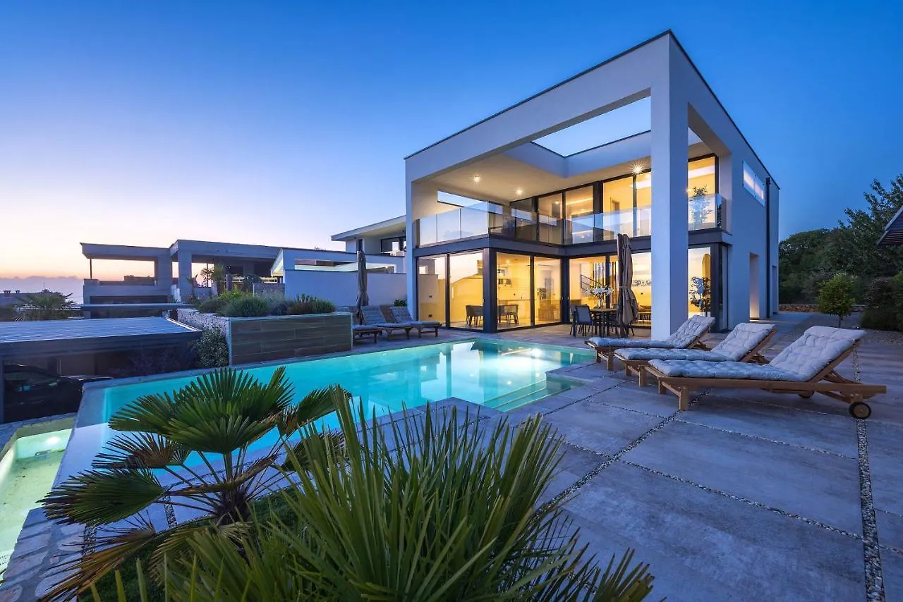 First Residence Villa Middlearth Linardici 0*,  Croatia